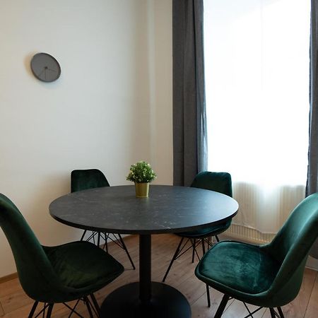 Lovely 1-Bedroom Apartment Next To Praterstern Wien Eksteriør billede