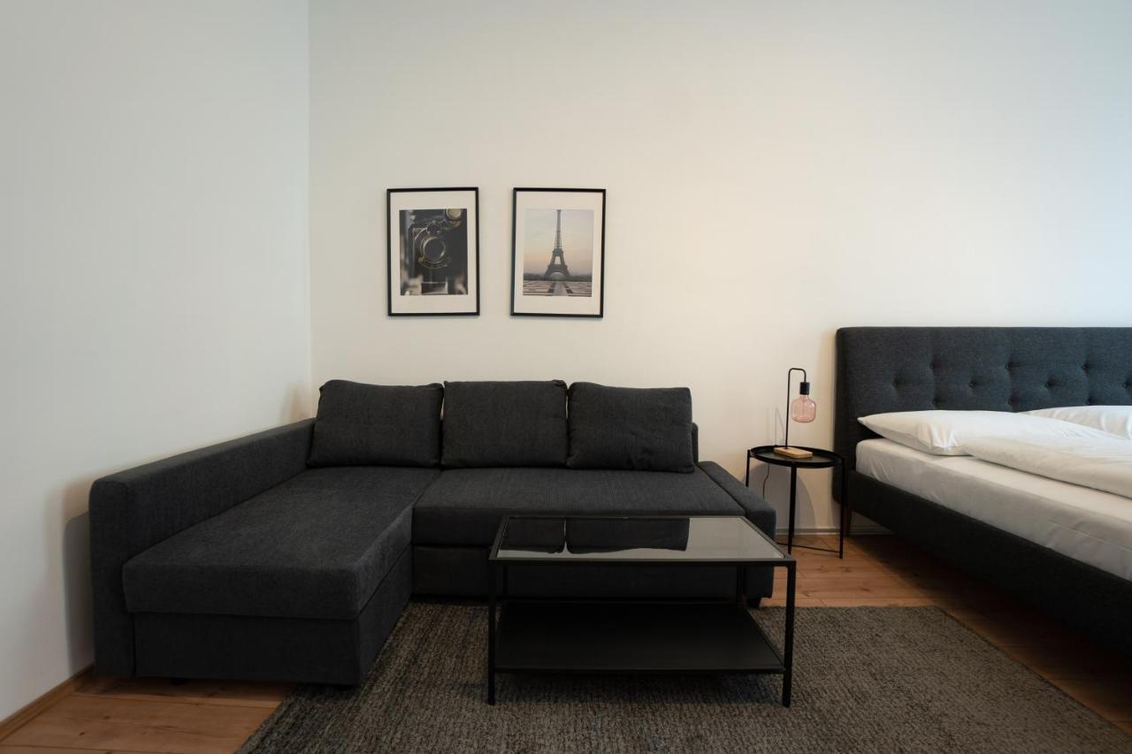 Lovely 1-Bedroom Apartment Next To Praterstern Wien Eksteriør billede